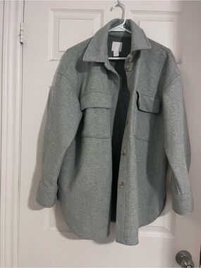 Shacket size small H&M light sage green